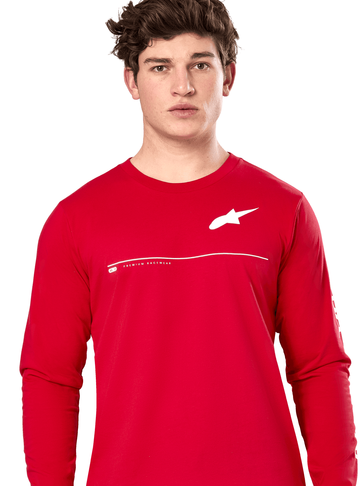 Alpinestars Committed CSF Tee, Langarm-T-Shirt, Rot, weißes Astars-Logo auf der Brust mit horizontaler Linie und „Premium Racewear“-Schriftzug, getragen von einem männlichen Model, lässige, vom Motorsport inspirierte Streetwear