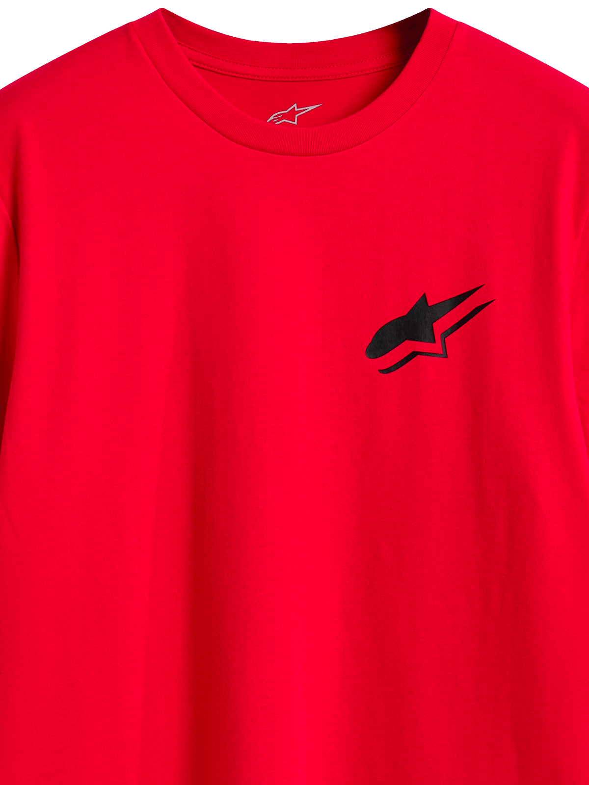 Alpinestars Formulate CSF T-Shirt, Kurzarm-T-Shirt, Rot, schwarzes Astars-Brustlogo, Nahaufnahme von Halsausschnitt und Grafik auf der Vorderseite, lässige Freizeitbekleidung