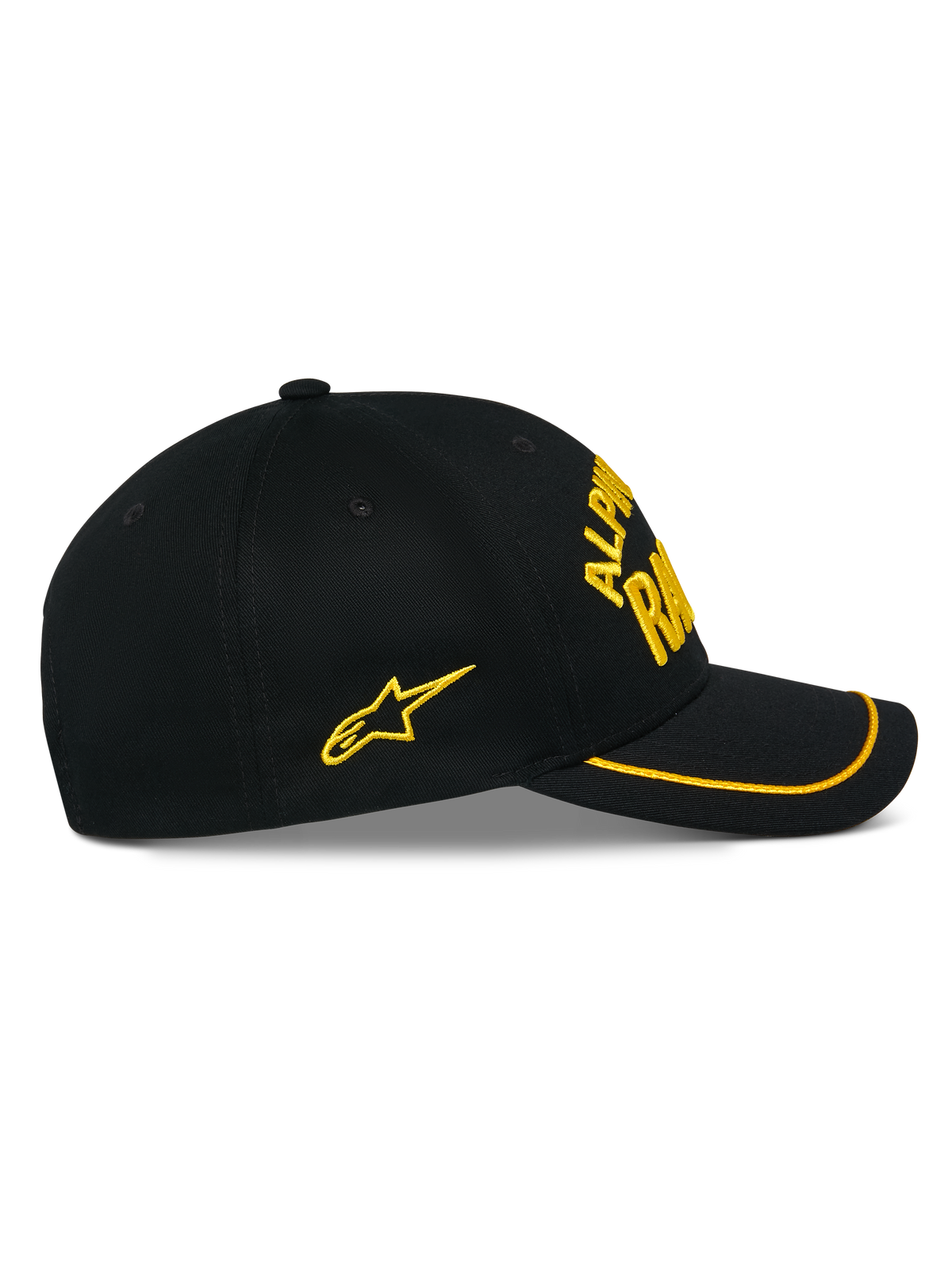 Alpinestars Luminary Cap, schwarze Snapback-Mütze, Seitenansicht, gebogener Schirm mit gelbem Sutache-Besatz, gelbes 3D-Sticklogo und Stern an der Seite, 100 % Baumwoll-Twill, lässige Motorsport-Kopfbedeckung