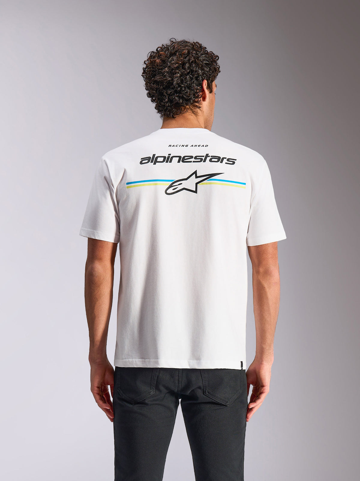 Alpinestars Lanes CSF Tee, Kurzarm-T-Shirt, Weiß, Rückansicht mit mehrfarbigen Streifen sowie Alpinestars- und Astars-Logos, lässige Motorsport-Streetwear