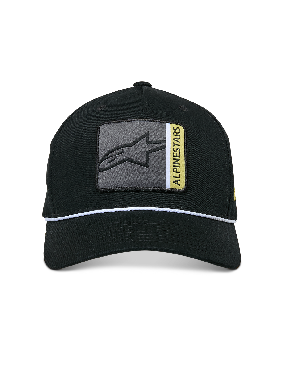 Alpinestars Specific Snapback Mütze, Schwarz, vorderes mehrfarbiges Astars-Logo-Patch mit grauen und gelben Details, weißer geflochtener Seilbesatz, gebogener Schirm, strukturierte Krone, lässige Streetwear