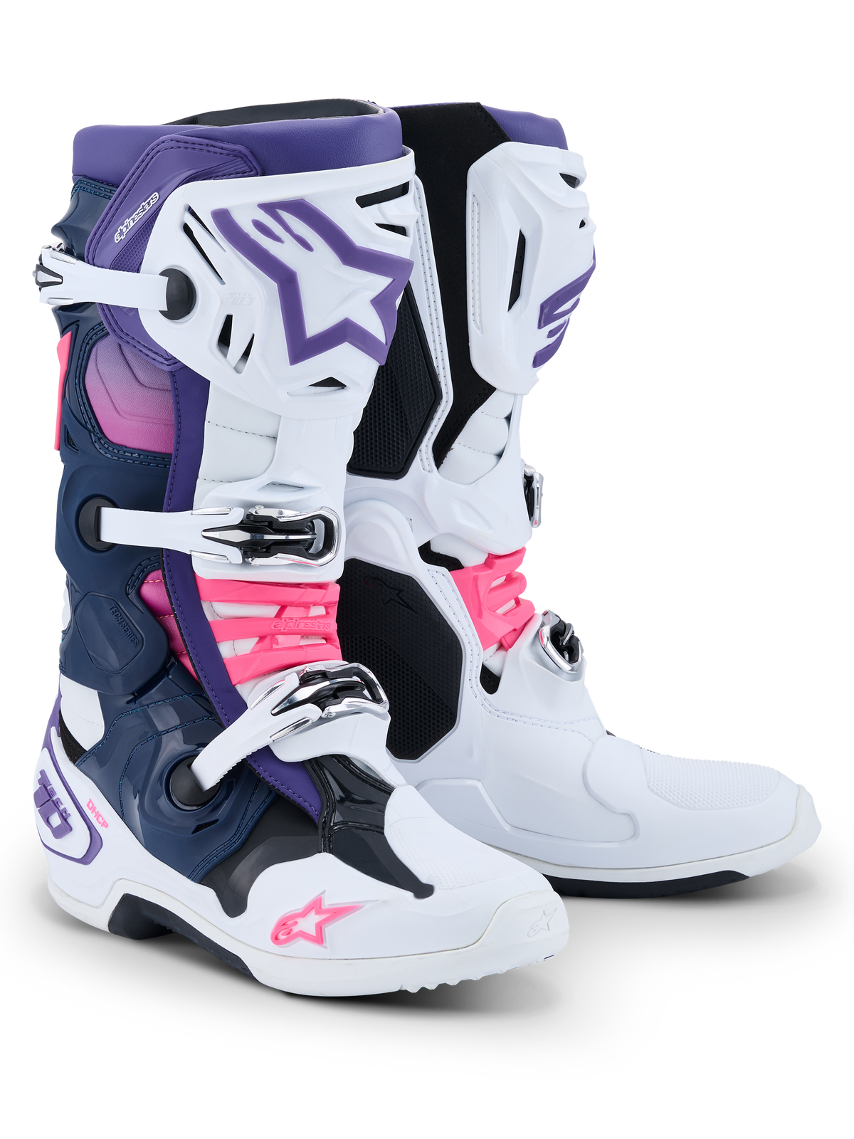 Alpinestars Tech 10 Stiefel, Motocross-Stiefel, Weiß, Violett, Marineblau und Pink Fluo, mit einem Dreifach-Schnallen-Verschlusssystem, marineblauen und violetten Panelen sowie leuchtend pinkfarbenen Akzenten an den Riemen und Logos, professionelles Schuhwerk für den Offroad-Rennsport.