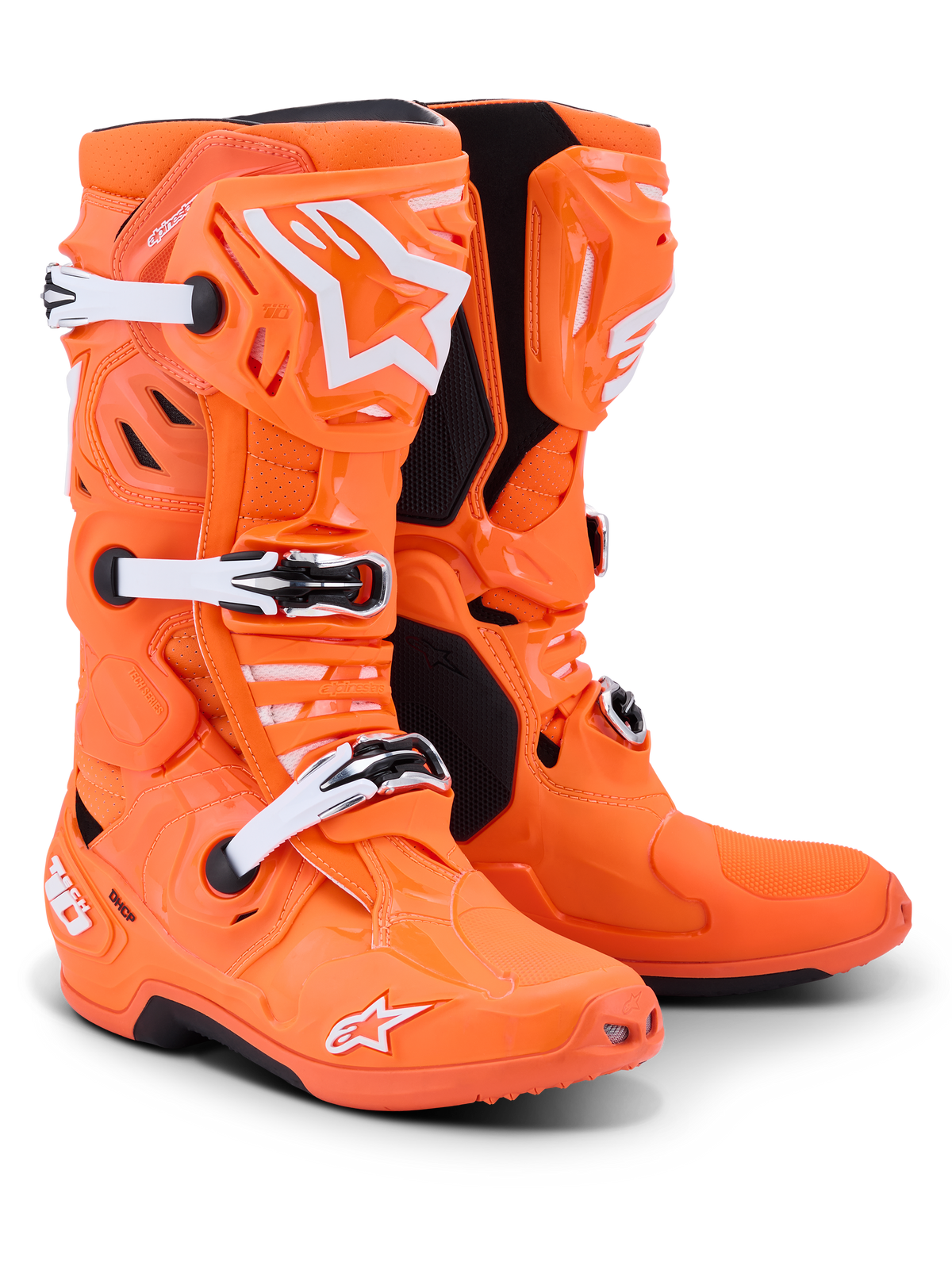 Alpinestars Tech 10 Supervented Stiefel, Motocross-Stiefel, Orange Fluo mit weißen und schwarzen Akzenten, mit weißen verstellbaren Schnallen, belüfteter TPU-Schienbeinplatte und markantem Alpinestars-Logo, Hochleistungs-Schuhwerk für Offroad-Rennsport
