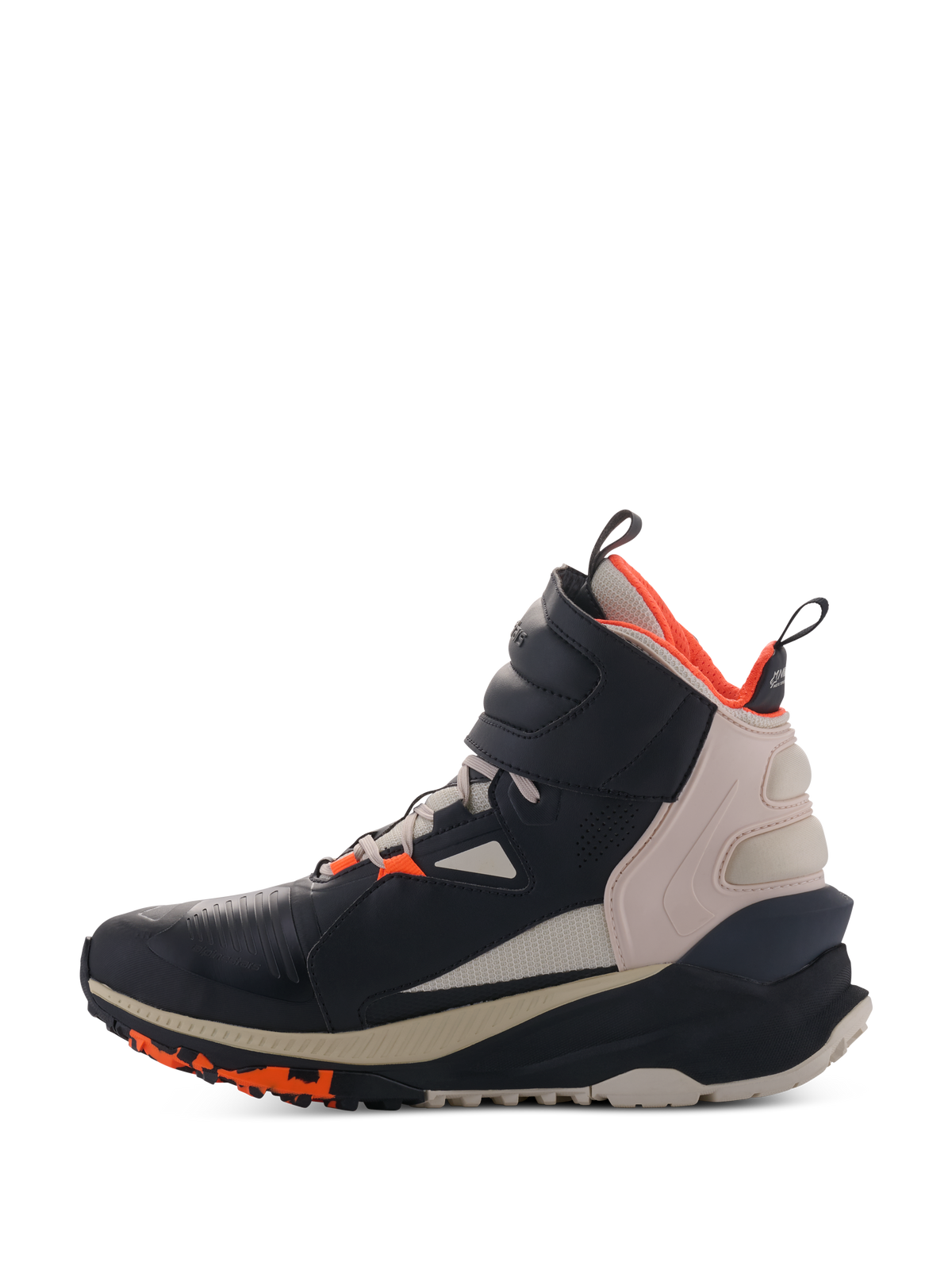 Alpinestars Speedstreet Schuhe, Black Almond Hot Orange, hoher Motorradschuh mit Mikrofaser-Obermaterial, mandelbeiger Fersenpartie und hot-orangefarbenem Innenfutter, mit großem Knöchelriemen und strukturierter Sohle, urbanes Streetwear-inspiriertes Design