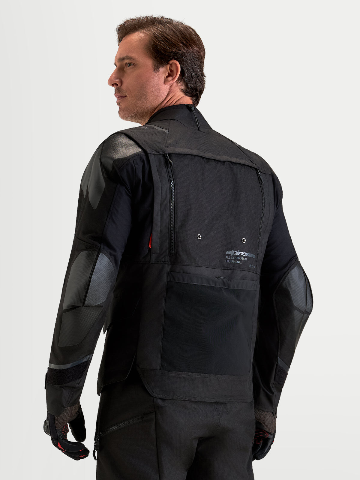 Alpinestars Harok V 2 Drystar Jacke, Herren-Abenteuer-Motorradjacke, Schwarz, Rückansicht mit modularen Belüftungspaneelen und Schutzprotektoren