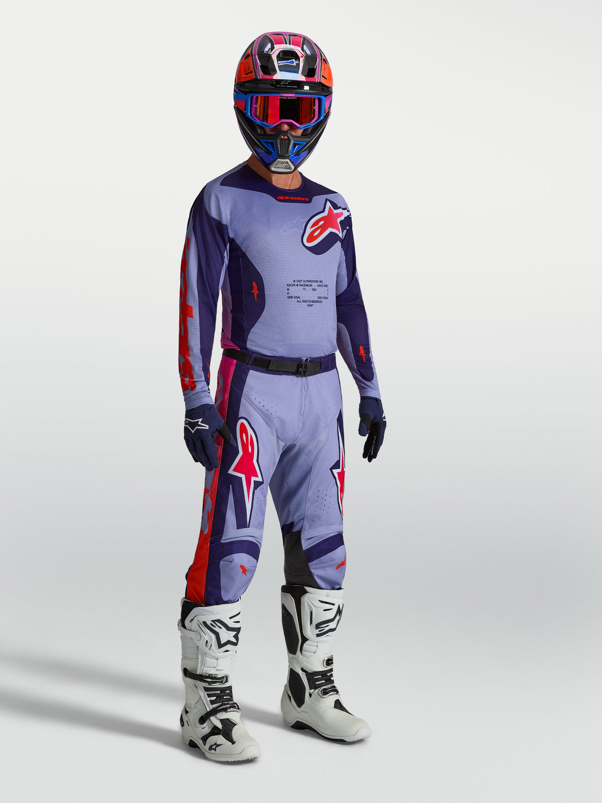 Alpinestars Racer Air Hunt Hose, Motocross-Hose für Herren, Lila und Pink Fluo, belüftetes Polygewebe mit Knieeinsätzen aus Ziegenleder, getragen mit passendem Trikot und Helm