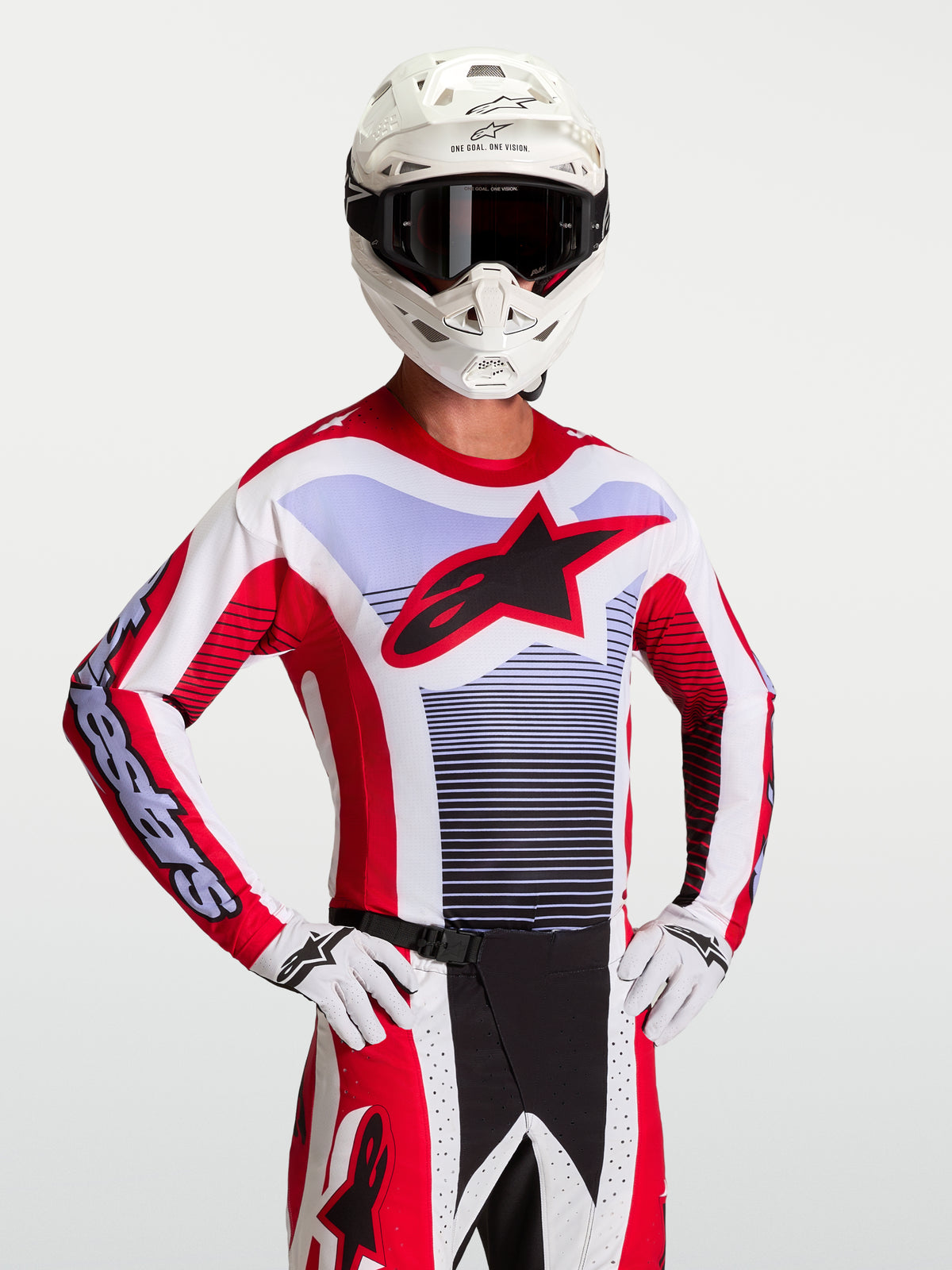 Alpinestars Techstar Maven Trikot, Herren-Motocross-Ausrüstung, Rot und Weiß, mit athletischer Rennpassform und Stern-Logo.