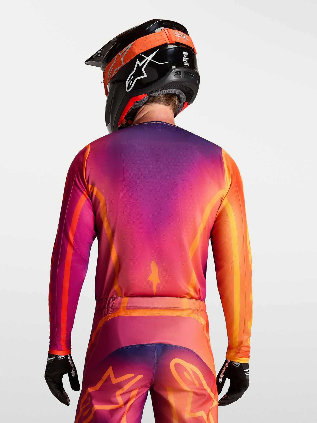 Alpinestars Fluid Kepler Trikot, Herren Motocross-Trikot, Lila und Orange, Rückansicht am Model, feuchtigkeitsableitendes Polygewebe