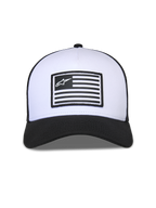 Alpinestars Flag Snapback Kappe, Weiß und Schwarz, strukturierte weiße Krone mit schwarzem gebogenem Schirm und Mesh-Rückseite, zentraler Flaggen-Aufnäher mit Alpinestars-Logo, lässige Motorsport-Kopfbedeckung