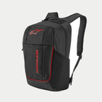 Alpinestars GFX V2 Rucksack, Schwarz und Rot, mittelgroßer Sport-Rucksack mit rotem Astars-Logo und vertikalem Branding, seitlicher Netztasche für Wasserflaschen und gepolsterten Air-Mesh-Schultergurten