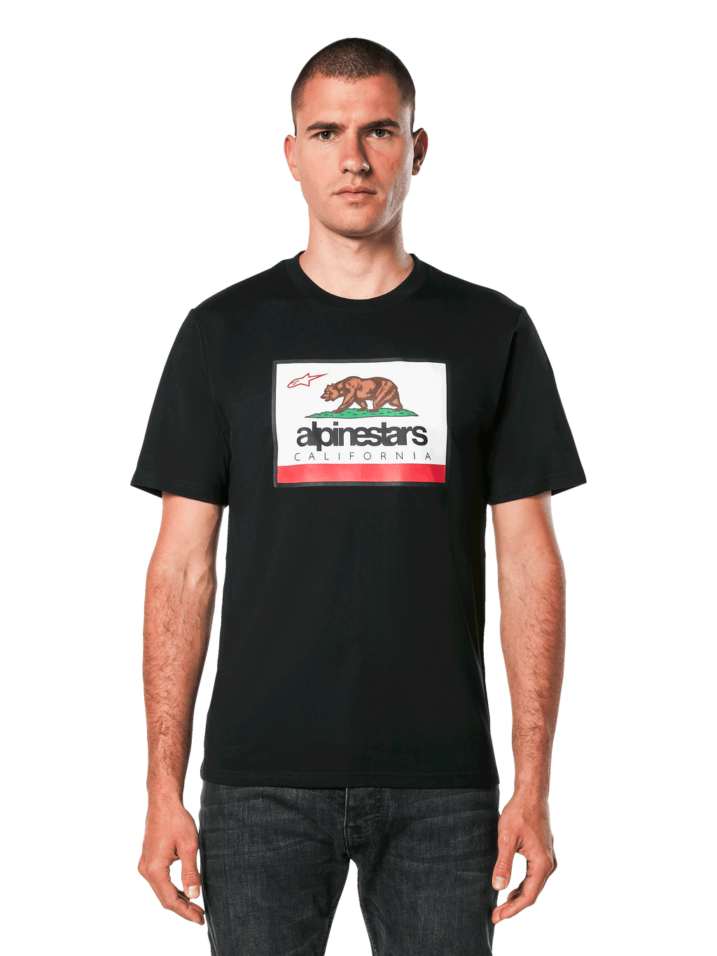Alpinestars Cali 2.0 CSF Tee, kurzärmeliges T-Shirt, Schwarz, mit Cali 2.0 Grafik auf der Vorderseite, Braunbär-Motiv und Alpinestars California Branding, lässige Motorsport-Streetwear