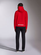Alpinestars Parallel Kapuzenpullover, Rot, Rückansicht mit weißem Alpinestars-Wortlogo am unteren Rücken, lässige, vom Motorsport inspirierte Streetwear, Fleece-Hoodie mit Rippbündchen am Saum