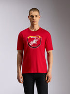 Alpinestars Plate CSF Tee, Kurzarm-T-Shirt, Rot, Astars MX-Plattengrafik auf der Vorderseite mit weißem Stern-Logo und „Racing Ahead“-Schriftzug, lässige Motorsport-Streetwear