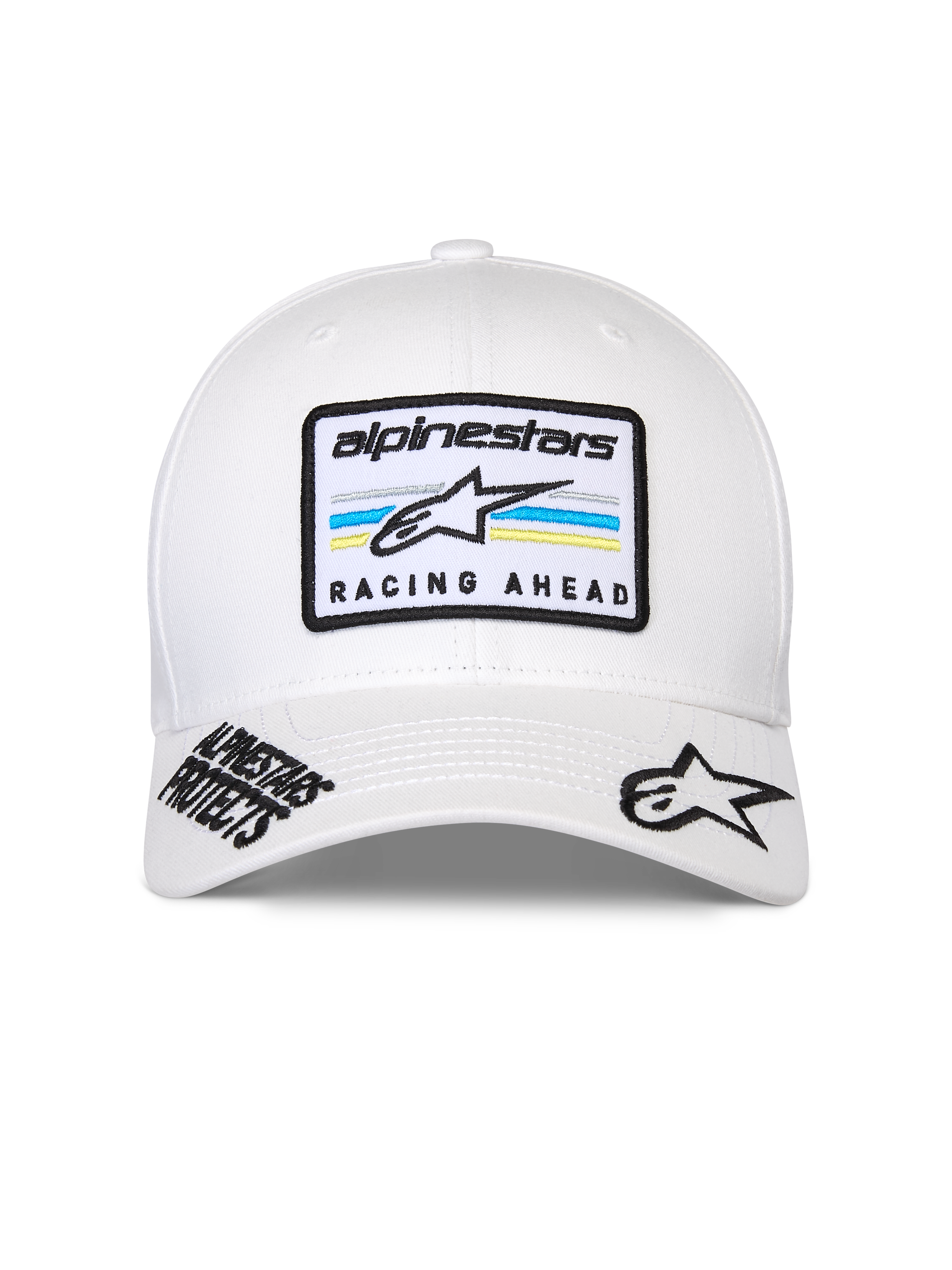 Alpinestars Surpass Mütze, weiße Baseballkappe, gebogener Schirm mit strukturierter Krone, zentraler Aufnäher vorne mit „alpinestars“-Branding und „RACING AHEAD“-Schriftzug über blau-gelben Streifen, schwarz bestickte Logos auf dem Schirm, lässige Motorsport-Kopfbedeckung