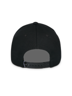 Alpinestars Lucid Snapback Kappe, Schwarz, Rückansicht, mit verstellbarem Snapback-Verschluss und kleinem Astars-Logo-Etikett, strukturierte Krone, lässige vom Motorsport inspirierte Kopfbedeckung