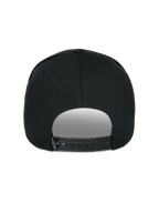 Alpinestars Matrix Snapback Kappe, Schwarz, Rückansicht, verstellbarer Snapback-Verschluss mit kleinem weißen Logo-Etikett, strukturierte Krone und gebogener Schirm, lässige, vom Motorsport inspirierte Streetwear