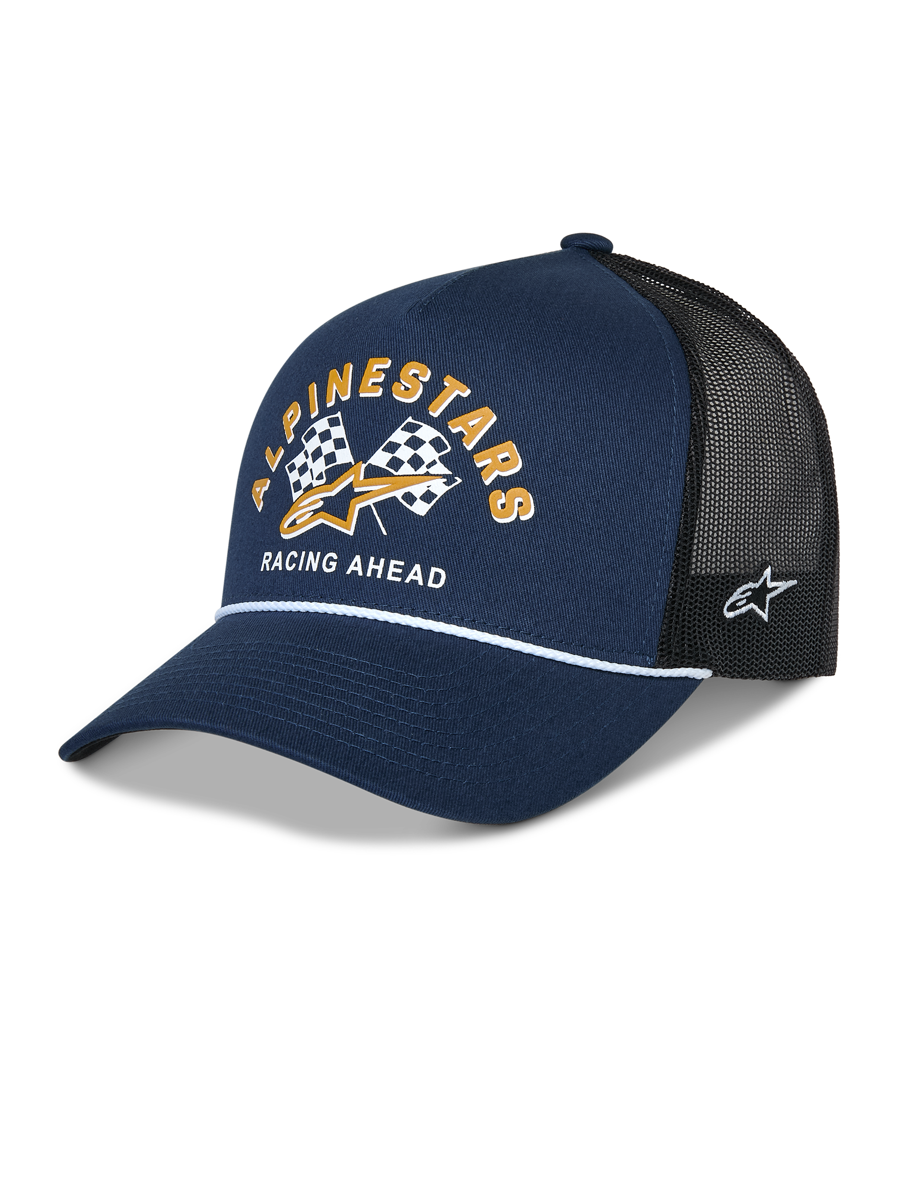 Alpinestars Finisher Trucker Hat, Marineblau und Schwarz, gebogener Schirm mit weißem Kordeldetail, Alpinestars Schachbrettflaggen-Grafik mit goldenem Logo und „Racing Ahead“-Schriftzug auf der Vorderseite, seitliche Astars-Logo-Stickerei, lässige Motorsport-Kopfbedeckung.