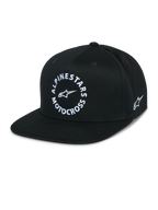Alpinestars MX Snapback Kappe, schwarze Cap mit flachem Schirm, strukturierte Krone, weiße kreisförmige Alpinestars Motocross-Grafik vorne, gesticktes Astars-Logo an der Seite, 100 % Baumwoll-Twill, lässige Motorsport-Sportbekleidung