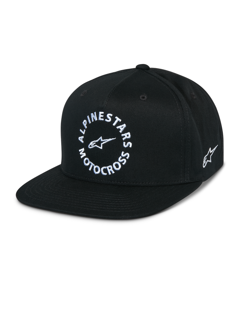 Alpinestars MX Snapback Kappe, schwarze Cap mit flachem Schirm, strukturierte Krone, weiße kreisförmige Alpinestars Motocross-Grafik vorne, gesticktes Astars-Logo an der Seite, 100 % Baumwoll-Twill, lässige Motorsport-Sportbekleidung