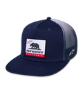 Alpinestars Cali Gradient Trucker Hat, Snapback-Cap, Navy-Blau und Weiß, mit flachem Schirm, gewebtem California-Bär-Patch auf der Vorderseite, Poly-Mesh-Rückseite mit Farbverlauf und seitlicher Astars-Logo-Stickerei