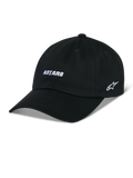 Alpinestars Deduce Strapback Kappe, schwarze Baseball-Kappe mit gebogenem Schirm, weiße ASTARS-Stickerei auf der Vorderseite und seitliches Stern-Logo, unstrukturierte niedrige Krone, Baumwoll-Twill-Gewebe