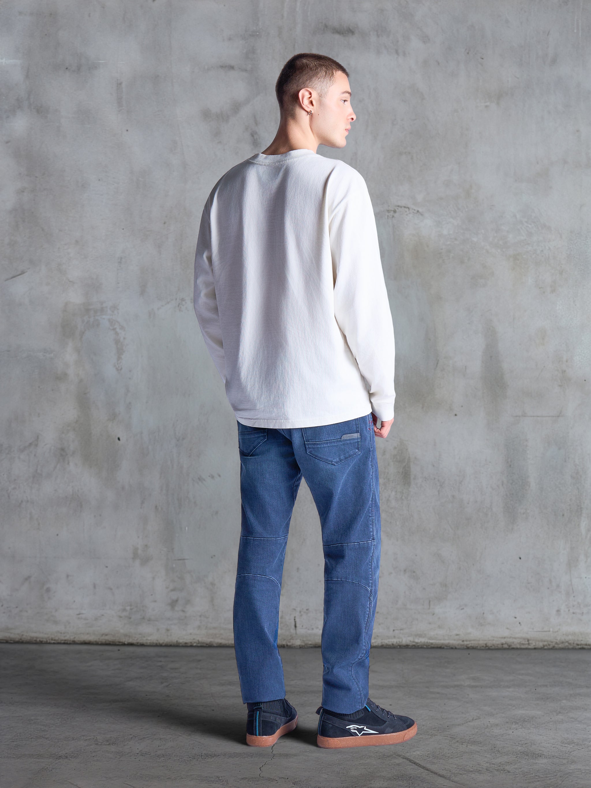 Essentials Ageless LS Tee