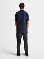 Alpinestars Cypress CSF T-Shirt, Kurzarm-Sportswear, Blau, Lifestyle-Bekleidung für Herren und Damen, Baumwoll-Polyester-Mischung, Rückansicht am Modell.