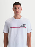 Alpinestars P1 CSF T-Shirt, Kurzarm-Sportswear-Oberteil für Herren, Weiß mit rotem Rennstreifen und schwarzer Astars-Logo-Grafik, „Racing Ahead“-Schriftzug, weiche Baumwoll-Polyester-Konstruktion.