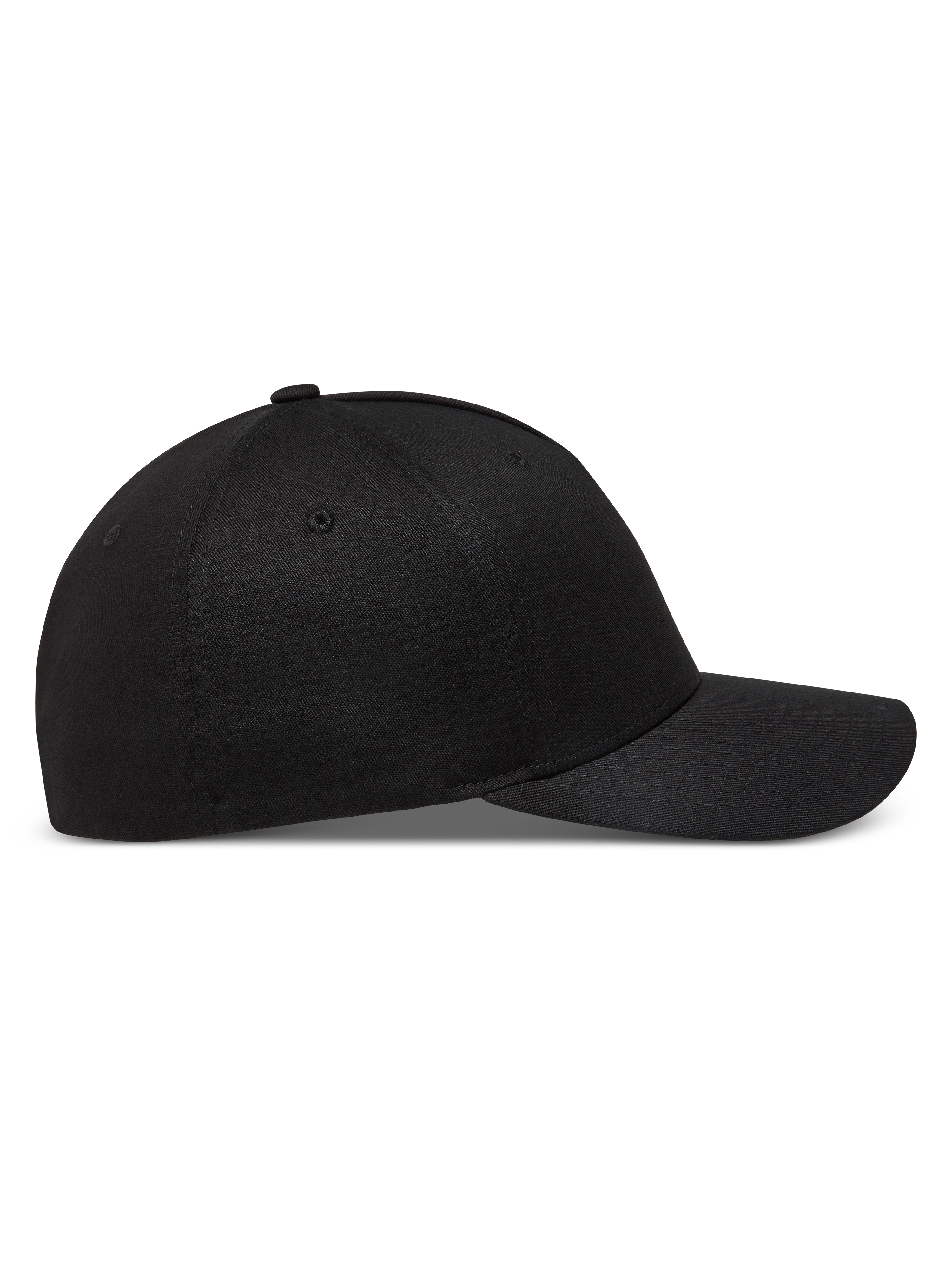 Alpinestars Maze Kappe, schwarze Baseballkappe mit gebogenem Schirm und strukturierter Krone, Twill-Stoff, Seitenansicht.