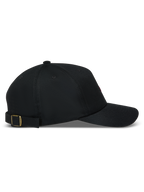 Alpinestars Explorer Strapback Kappe, schwarze Twill-Kappe mit strukturierter Krone, gebogenem Schirm und Metallschnalle.