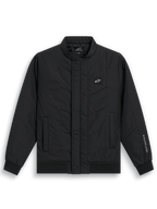 Alpinestars Precedent Jacke, gesteppte F1-inspirierte Sportswear-Jacke, Schwarz, mit schrägem Steppmuster, niedrigem Stehkragen, Rippbündchen an Ärmeln und Saum, kleinem Logo-Patch auf der Brust und Stickerei am Ärmel, lässiges motorsport-inspiriertes Design
