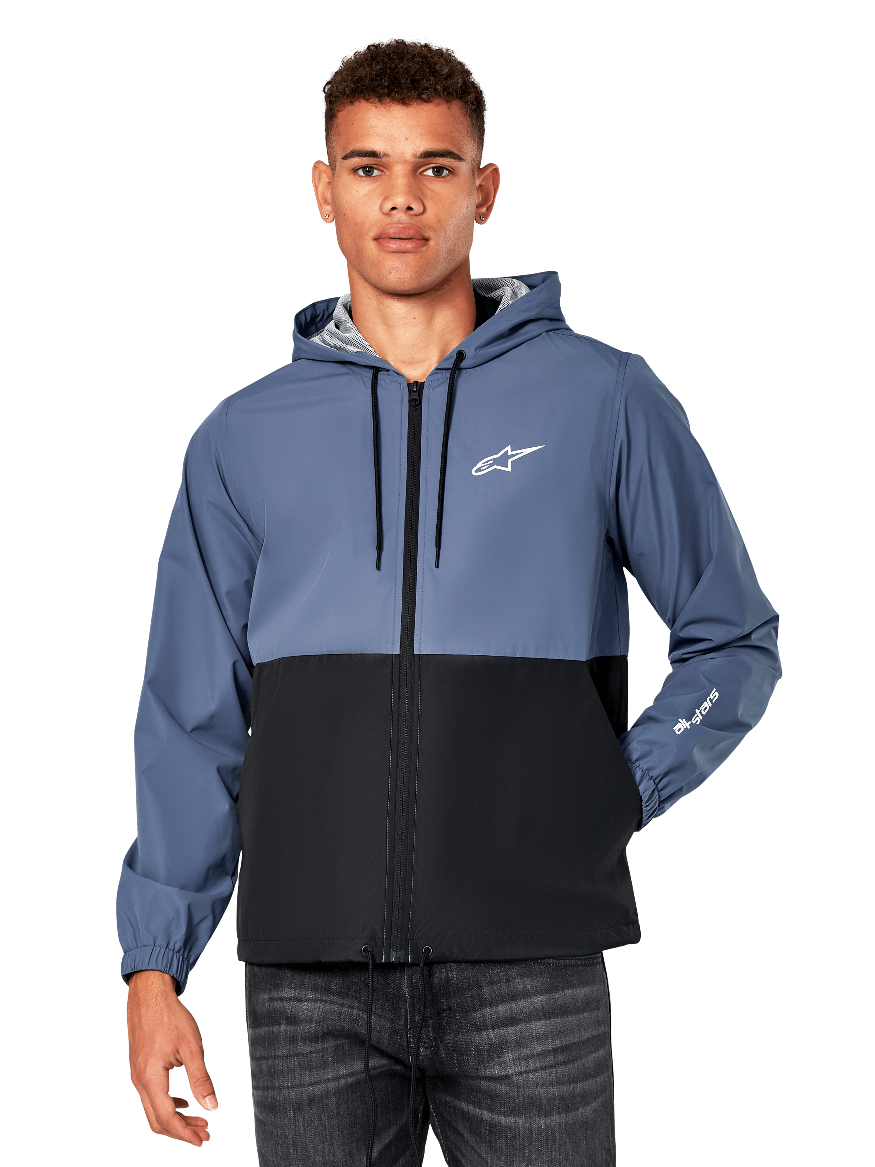 Alpinestars Speeder Windbreaker Jacke, lässiger Windbreaker mit Kapuze, Design in Schieferblau und Schwarz, weißes Astar-Logo auf der Brust und Branding am Ärmel, Frontreißverschluss, Kapuze mit Kordelzug und leichtes Mesh-Futter