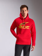 Alpinestars Ride V3 Hoodie, Rot mit neongelbem Logo, Fleece-Kapuzenpullover mit „RIDE“-Schriftzug und A-Star-Grafik, Kängurutasche, lässige Motorsport-Streetwear