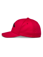 Alpinestars Arcstars Mütze, rote Baseball-Kappe, Seitenansicht, strukturierte Krone mit gebogenem Schirm, schwarze 3D-Astars-Stickerei, lässige Motorsport-Sportbekleidung