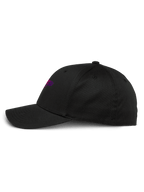 Alpinestars Setting Mütze, Schwarz, Seitenansicht, gebogener Schirm mit strukturierter Krone, lila 3D-Verlaufstickerei-Logo, lässige Baseballkappe aus Stretch-Twill