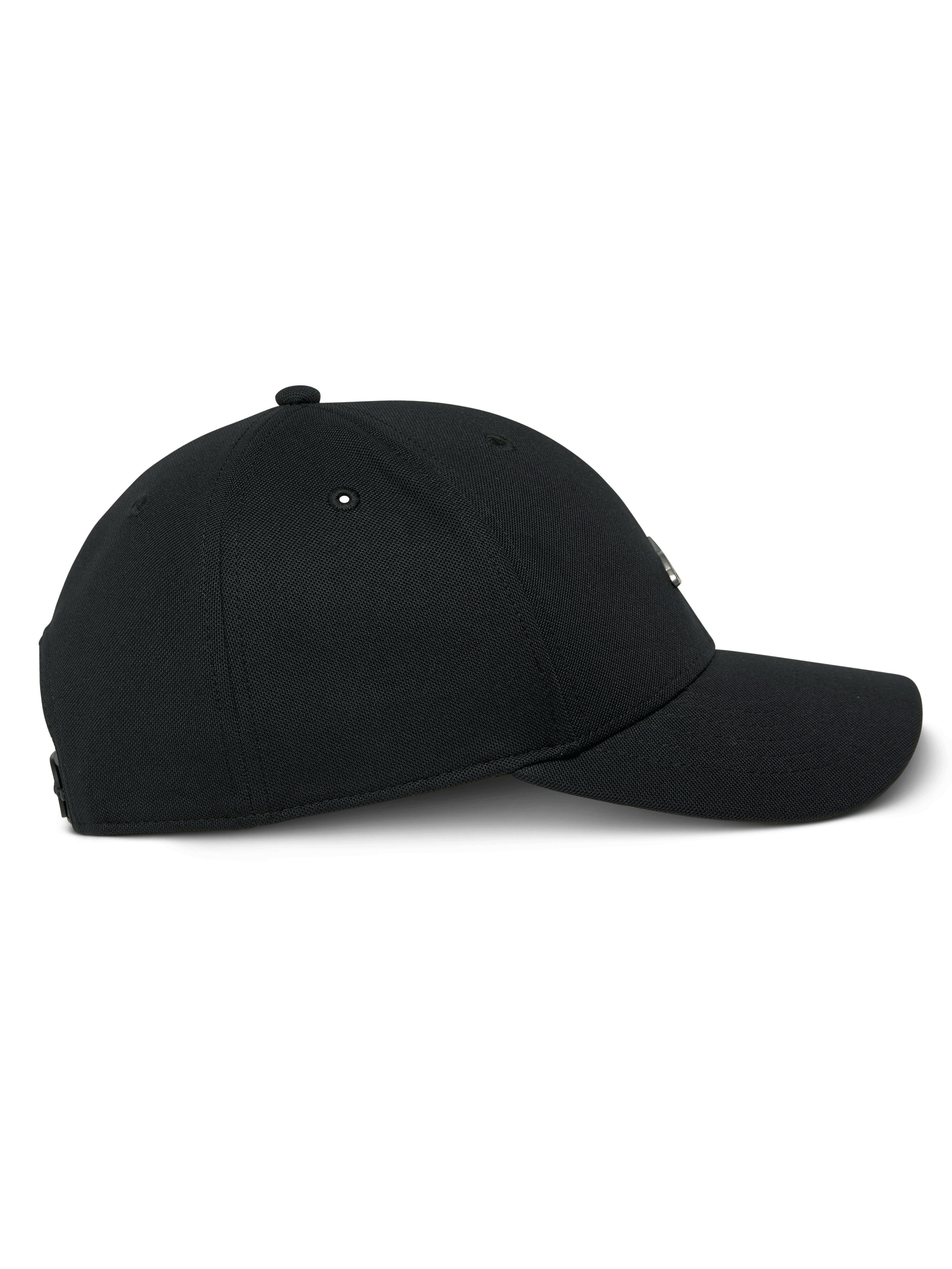 Alpinestars Metal Logo Mütze, Schwarz, Seitenansicht einer Snapback-Cap mit gebogenem Schirm, strukturierte Krone aus Mini-Piqué-Stoff und 3D-geformtem Metall-Logo-Abzeichen, lässige Motorsport-Streetwear