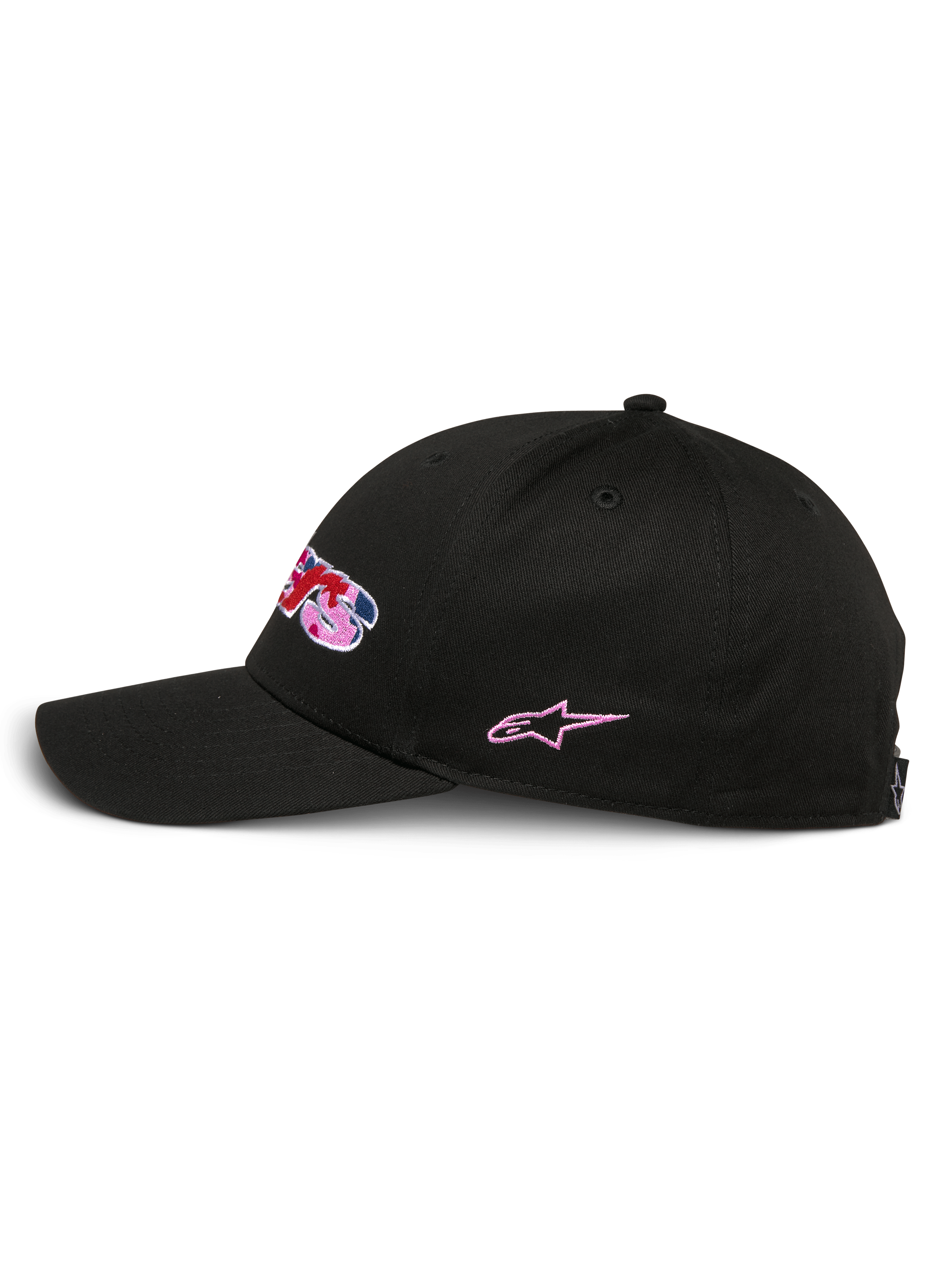 Alpinestars Canyon Mütze, Schwarze Snapback-Kappe, Seitenansicht, strukturierte Krone mit gebogenem Schirm, besticktes Frontlogo mit Camouflage-Füllung und rosa Akzenten, seitliche rosa Stern-Stickerei, lässiger Motorsport-Stil