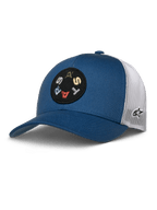 Alpinestars Gambit Trucker Hat, Blau mit weißer Mesh-Rückseite, runder schwarzer Patch mit buntem 'ASTARS'-Schriftzug, gebogener Schirm, strukturierte Krone, lässige Motorsport-Kopfbedeckung