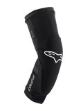 Alpinestars Paragon Plus Knieschützer, Schwarz und Weiß, MTB-Mountainbike-Schutz, atmungsaktive Slip-on-Mesh-Manschette, ergonomisch geformtes Design mit weißem Stern-Logo, gepolsterte Konstruktion für Offroad-Fahrten