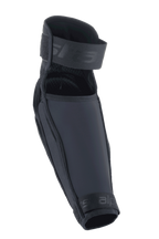 Alpinestars A-Impact Plasma Elite Shield Ellbogenschützer, MTB-Ellbogenschutz, Schwarz, mit glatter TPU-Hartschale für Aufprallschutz, doppelt verstellbaren Riemen für einen sicheren Sitz und einem ergonomischen, vorgeformten Design für aggressives Trail-Riding.