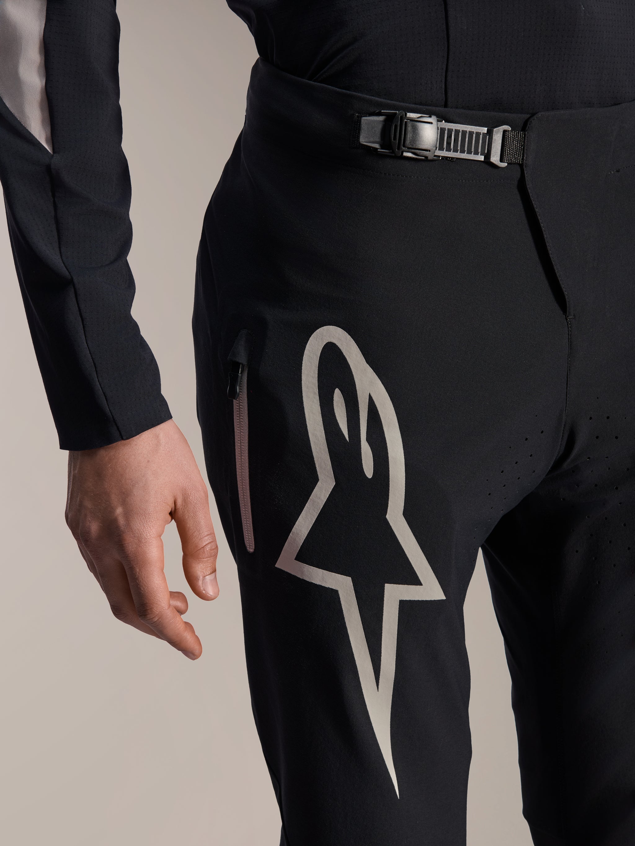 A-Supra Melt Hose