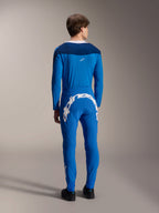 Alpinestars A-Supra Melt Hose und passendes Langarm-Trikot, Blau, Rückansicht mit der großen weißen Alpinestars-Wortmarke auf der Rückseite des Jochs, Performance-MTB-Ausrüstung mit flexibler athletischer Passform
