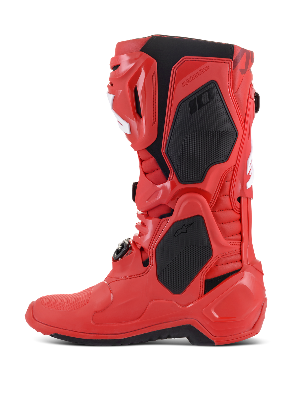 Alpinestars Tech 10 Stiefel, Motocross-Stiefel, Strahlendes Rot, Seitenprofil mit schwarzen Schutzpaneelen und weißen Akzenten, professionelles Offroad-Rennsport-Schuhwerk mit TPU-Schale und Schnallensystem