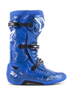 Alpinestars Tech 10 Motocross-Stiefel, Blau mit weißen und schwarzen Akzenten, Seitenprofil, Dreifach-Schnallen-Verschlusssystem, DHCP-Fersenschutz, Stern-Logo und Tech 10-Branding, robuste griffige Sohle, professionelle Offroad-Rennausrüstung