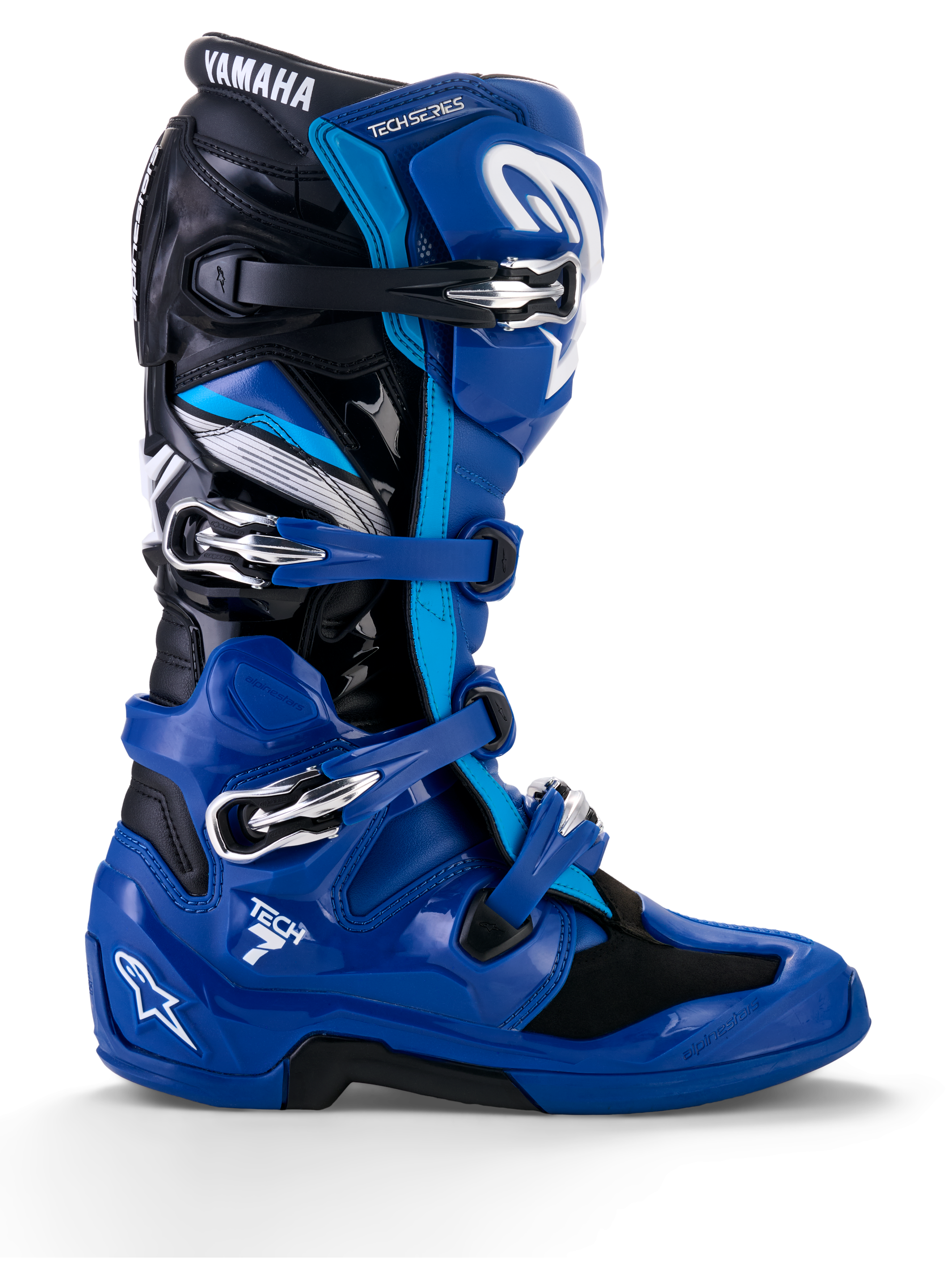 Alpinestars Yamaha Tech 7 Stiefel, Motocross-Rennstiefel, Blau mit schwarzen und weißen Akzenten, Seitenprofil mit vier verstellbaren Schnallen, verstärkter TPU-Schutz an Schienbein und Ferse, markantes Yamaha-Branding, robuste Sohle für Offroad-Performance