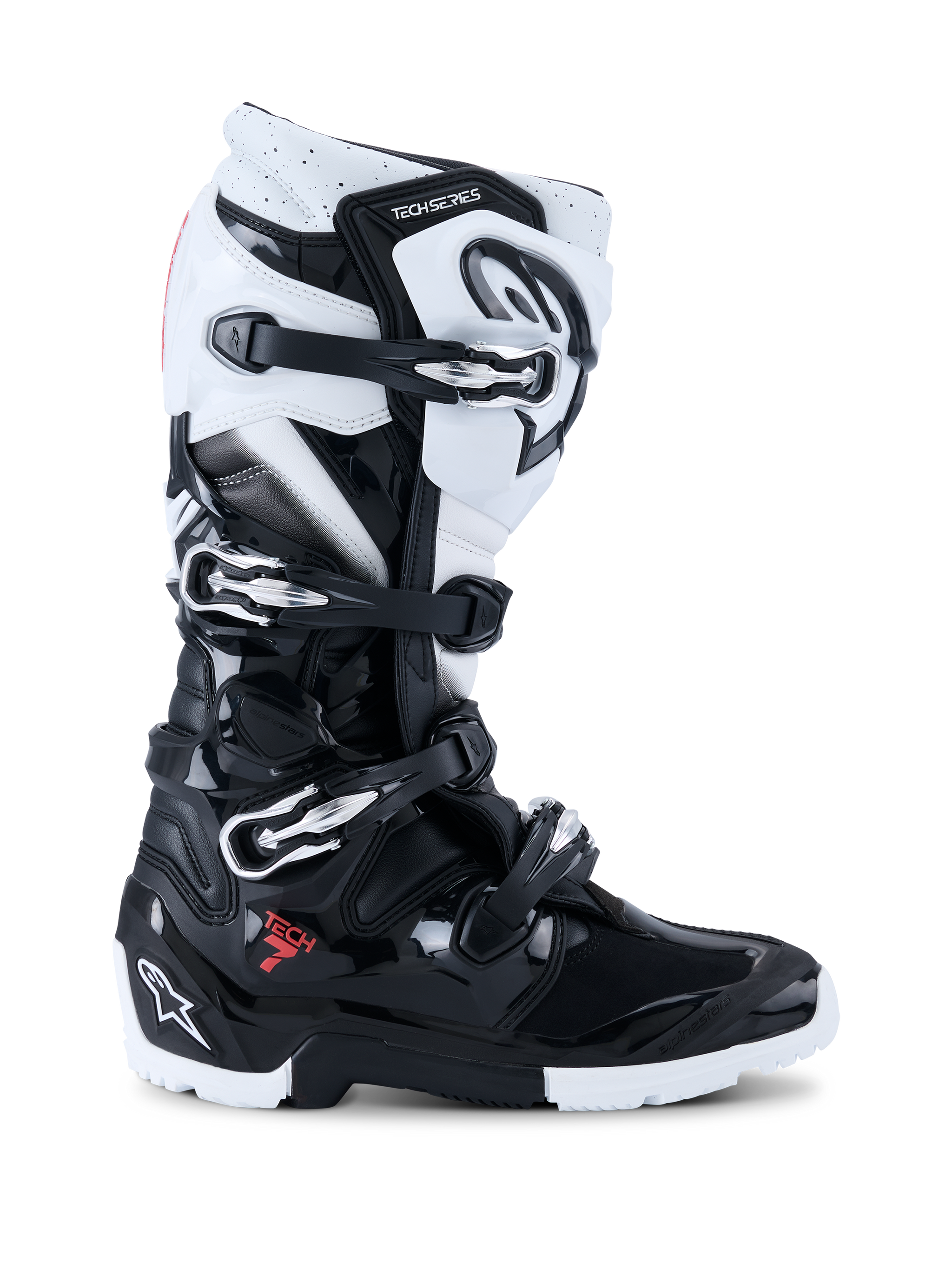 Alpinestars 2026 Tech 7 Enduro Stiefel, Offroad-Motorradstiefel, Schwarz und Weiß, mit vier Metallschnallen, hochschlagfesten TPU-Schutzpaneelen, robuster Dual-Compound-Sohle und auffälligem Alpinestars-Branding an Ferse und Schienbein