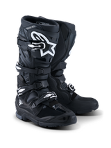 Alpinestars 2026 Tech 7 Enduro Stiefel, Motorrad-Enduro-Stiefel, Schwarz, Anthrazit und Weiß, mit einem Vier-Schnallen-Verschlusssystem, weißem A-Star-Logo auf der Schienbeinplatte, robuster Dual-Compound-Sohle für Offroad-Traktion