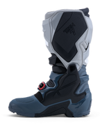 Alpinestars Tech 7 Enduro Drystar Stiefel, wasserdichte Offroad-Motorradstiefel in Grau mit rotem Schnallenakzent.