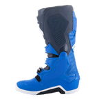 Alpinestars Tech 7 Stiefel, Motocross-Stiefel, Alpine Blue, Night Navy und Bright Red, mediale Seitenansicht mit schützenden TPU-Paneelen und verstärkter Konstruktion für den Offroad-Rennsport