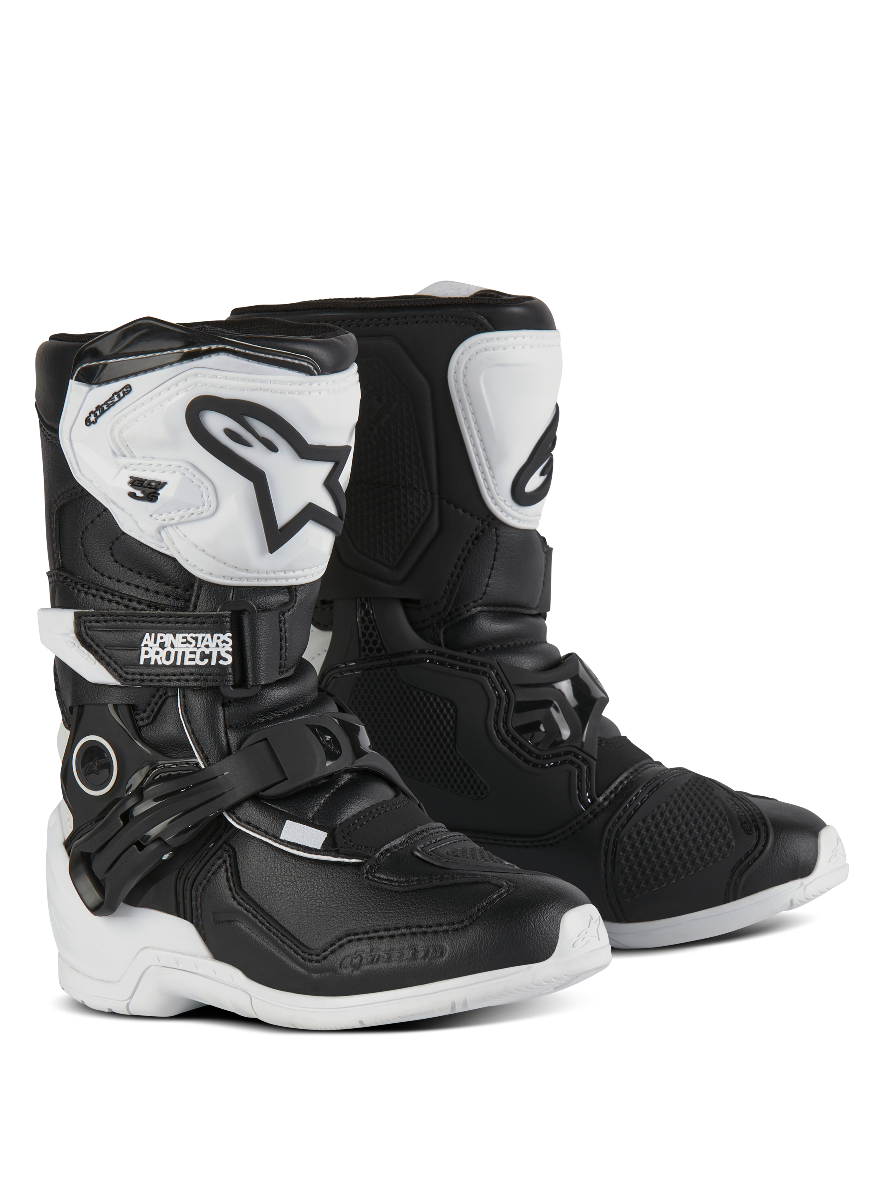 Alpinestars Kids Tech 3S Stiefel, Motocross-Stiefel, Schwarz und Weiß, mit weißen TPU-Schienbeinplatten und schwarzen Alpinestars-Logos, verstellbare Schnallen- und Klettverschlüsse, strapazierfähige Gummiaußensohlen für Offroad-Schutz für Kinder.